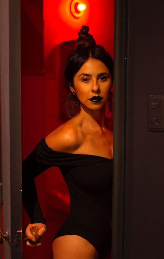 Andrea gomez las sales muñecas de la mafia